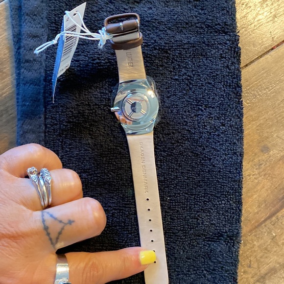3 SKAGEN WATCHES new never worn.. Brand New. - Picture 5 of 7